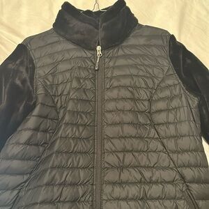 Black soft puff jacket
